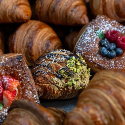 Dubai Croissant